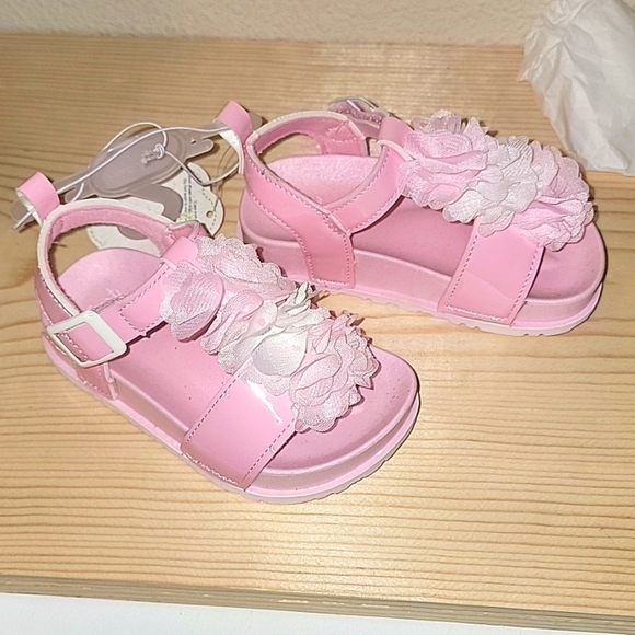 First step Sandals 👡 - Picture 4 of 6